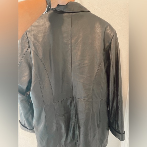 Leather jacket - Picture 7 of 7